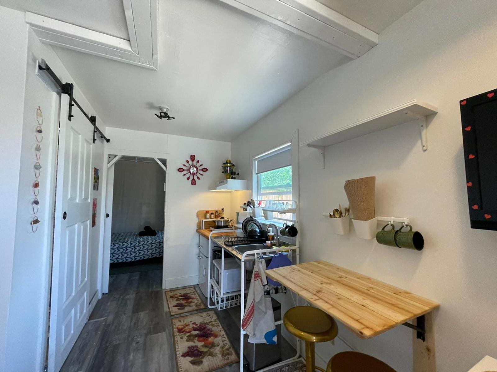 Petite Guesthouse With Kitchenette And Private Bathroom Lake Isabella Exterior foto